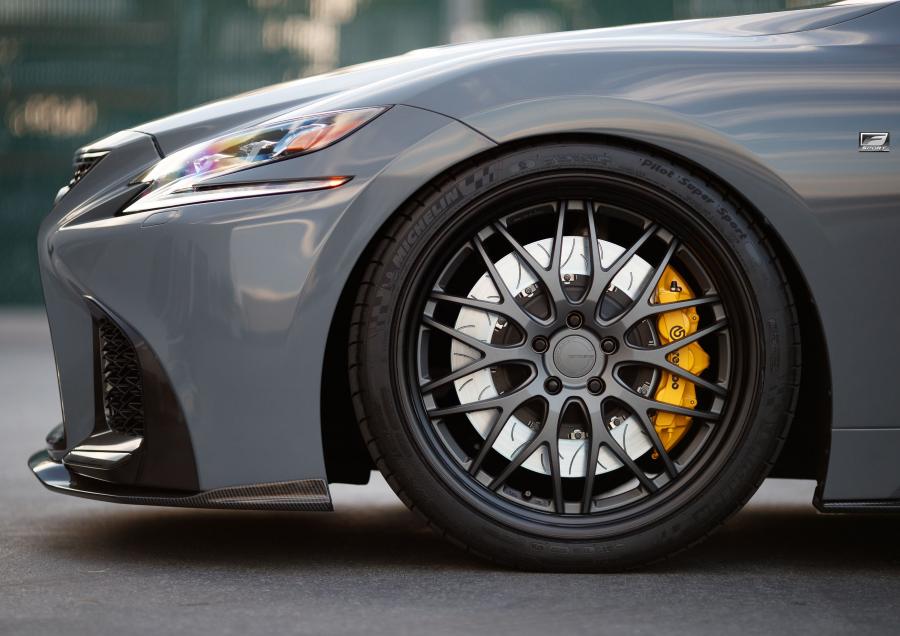 Детали экстерьера Lexus LS500 F-Sport Custom 2018 года  (фото 3 из 7)